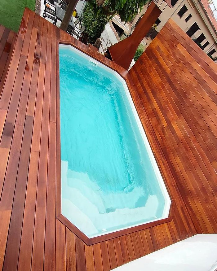 Instal.lació d'una piscina Elevada de polièster (Sense necessitat de projecte) a Palafrugell (Costa Brava)